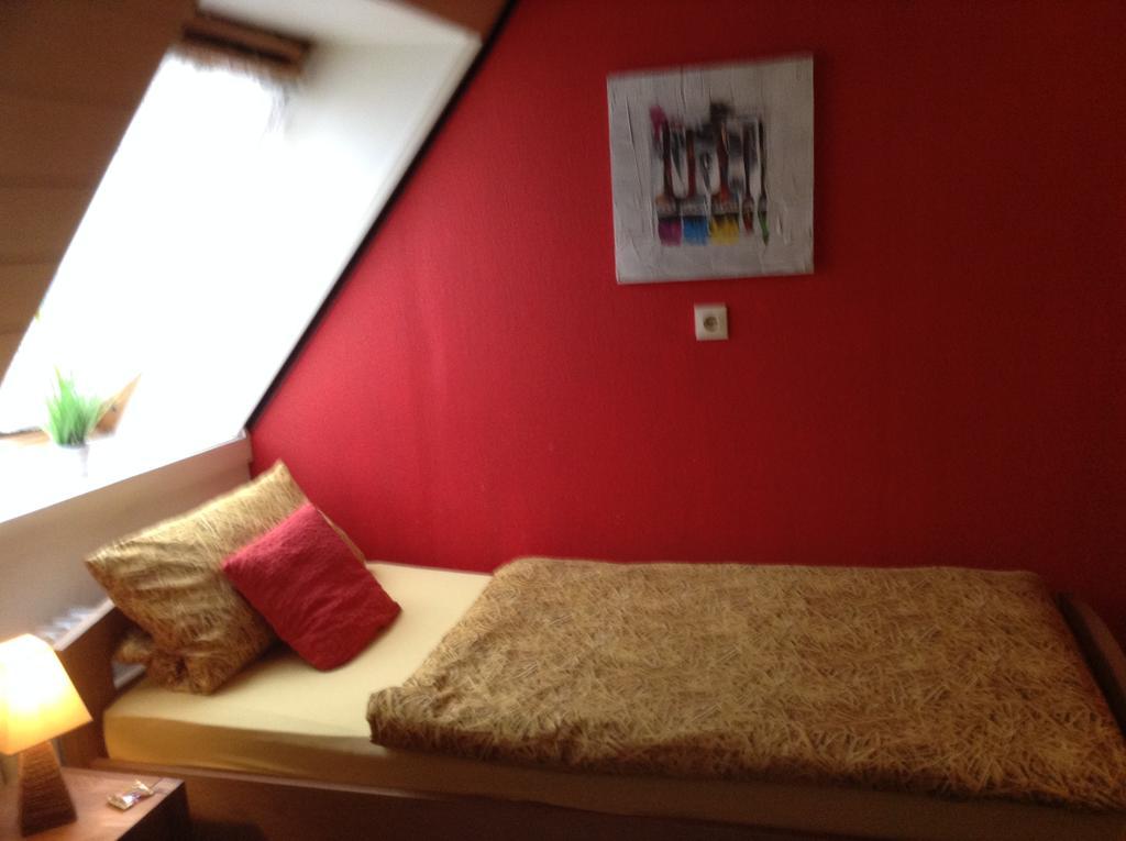 Gasthof Altes Farmhaus Und Apartment Lienen Rum bild
