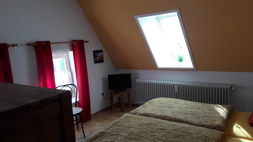 Gasthof Altes Farmhaus Und Apartment Lienen Rum bild
