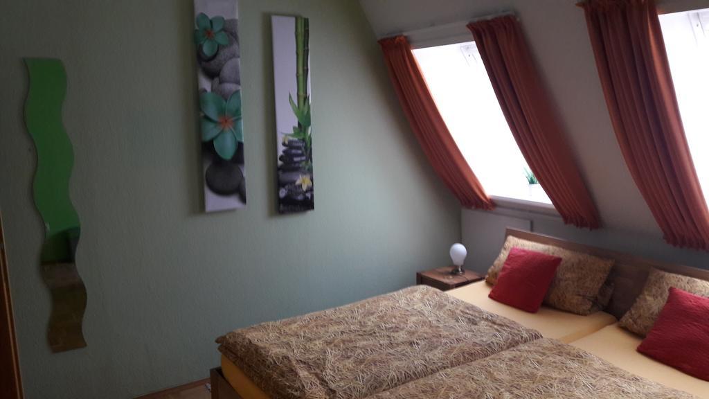 Gasthof Altes Farmhaus Und Apartment Lienen Rum bild